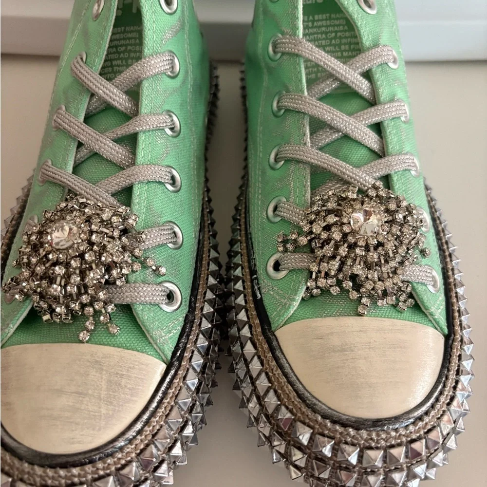 NWT NAN-KU Cruise Studded Hi Top Sneakers Size 39